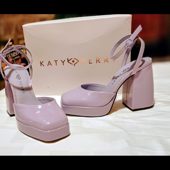 Katy Perry Collections Shoes - Katy Perry Collections Lavender The Uplift Platform Sandals 7M